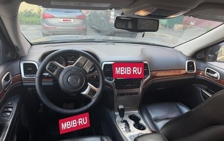 Jeep Grand Cherokee, 2011 год, 1 300 000 рублей, 11 фотография