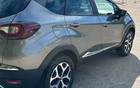 Renault Kaptur I рестайлинг, 2016 год, 1 350 000 рублей, 25 фотография