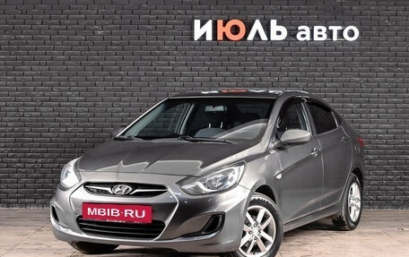 Hyundai Solaris II рестайлинг, 2014 год, 870 000 рублей, 2 фотография