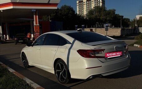 Honda Accord IX рестайлинг, 2021 год, 1 980 000 рублей, 5 фотография