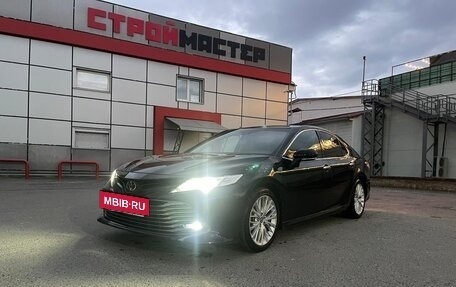 Toyota Camry, 2019 год, 2 580 000 рублей, 2 фотография