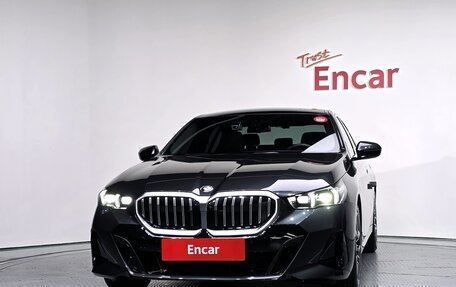 BMW 5 серия, 2026 год, 7 483 006 рублей, 3 фотография