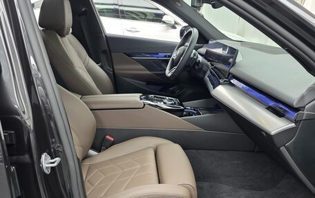 BMW 5 серия, 2026 год, 7 483 006 рублей, 11 фотография