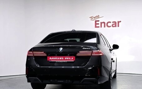 BMW 5 серия, 2026 год, 7 483 006 рублей, 4 фотография
