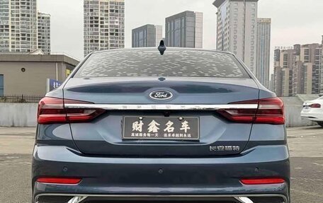 Ford Escort, 2021 год, 1 060 000 рублей, 5 фотография