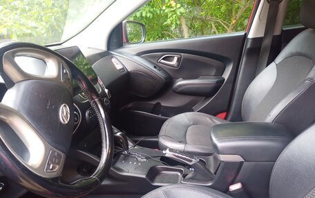 Hyundai ix35 I рестайлинг, 2013 год, 980 000 рублей, 4 фотография