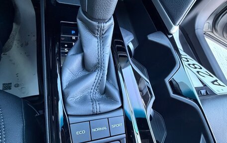 Toyota Camry, 2025 год, 5 300 000 рублей, 8 фотография