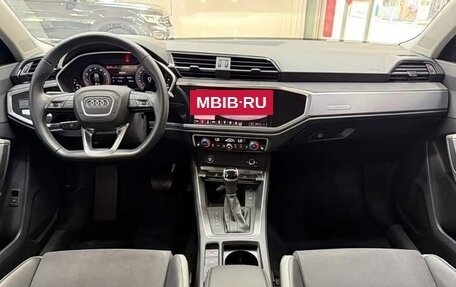 Audi Q3, 2023 год, 3 000 000 рублей, 11 фотография