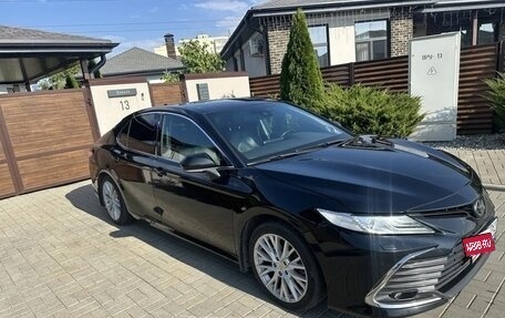 Toyota Camry, 2022 год, 2 750 000 рублей, 1 фотография