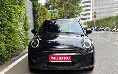 MINI Hatch, 2023 год, 2 340 275 рублей, 2 фотография