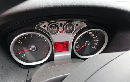 Ford Focus II рестайлинг, 2010 год, 669 000 рублей, 17 фотография