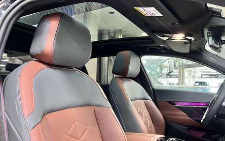 BMW 5 серия, 2025 год, 9 300 000 рублей, 17 фотография