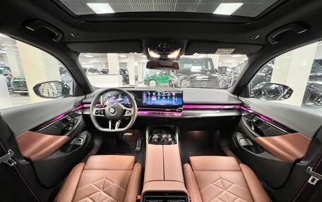 BMW 5 серия, 2025 год, 9 300 000 рублей, 30 фотография