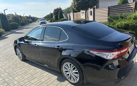 Toyota Camry, 2022 год, 2 750 000 рублей, 13 фотография