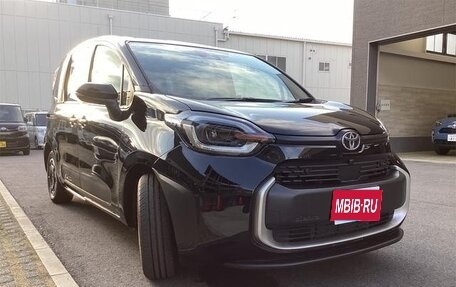 Toyota Sienta, 2025 год, 1 300 217 рублей, 1 фотография
