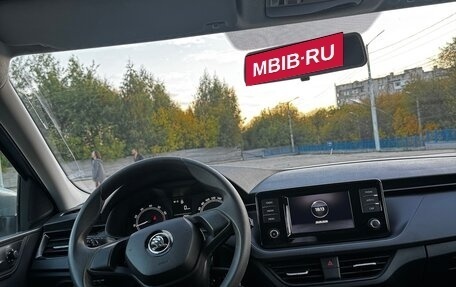 Skoda Rapid II, 2021 год, 1 300 000 рублей, 7 фотография