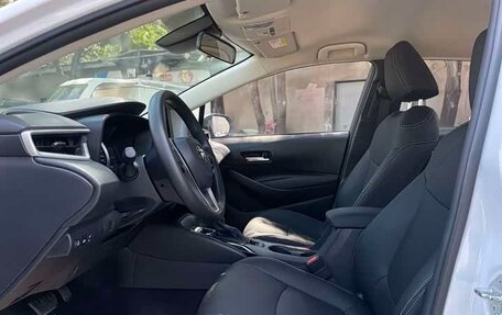 Toyota Corolla, 2022 год, 1 300 000 рублей, 10 фотография
