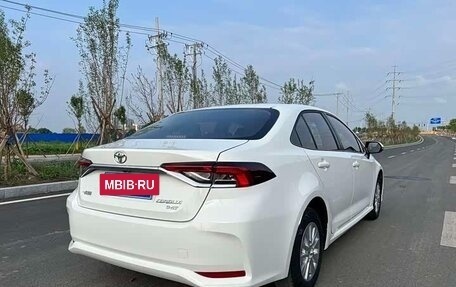 Toyota Corolla, 2022 год, 1 300 000 рублей, 4 фотография
