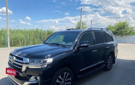 Toyota Land Cruiser 200, 2018 год, 11 200 000 рублей, 2 фотография