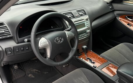 Toyota Camry, 2008 год, 1 090 000 рублей, 11 фотография