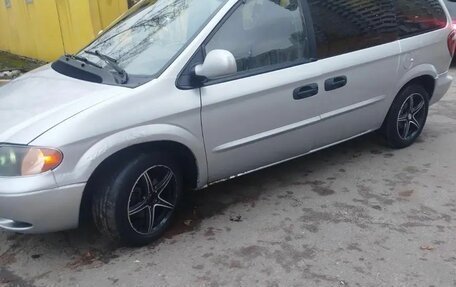 Chrysler Voyager IV, 2001 год, 300 000 рублей, 9 фотография