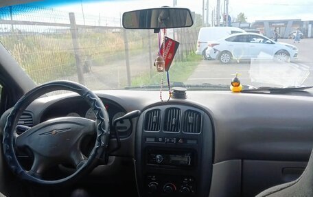 Chrysler Voyager IV, 2001 год, 300 000 рублей, 7 фотография