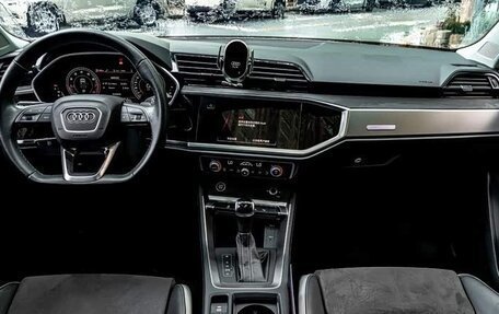 Audi Q3, 2023 год, 2 399 999 рублей, 6 фотография