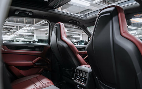 Porsche Cayenne III, 2026 год, 25 900 000 рублей, 2 фотография