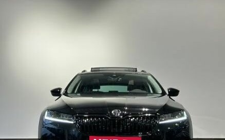 Skoda Superb III рестайлинг, 2023 год, 5 704 774 рублей, 2 фотография