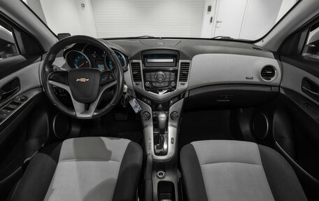 Chevrolet Cruze II, 2012 год, 645 000 рублей, 8 фотография