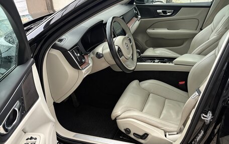 Volvo V60 II, 2018 год, 2 100 000 рублей, 22 фотография