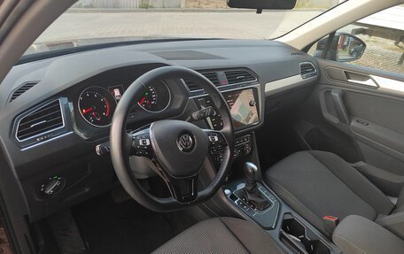 Volkswagen Tiguan II, 2020 год, 2 550 000 рублей, 9 фотография