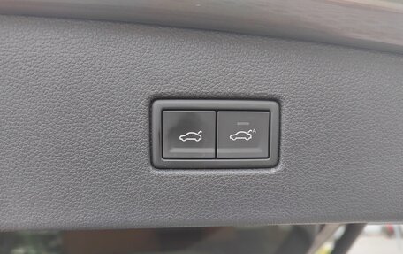 Volkswagen Tiguan II, 2020 год, 2 550 000 рублей, 10 фотография