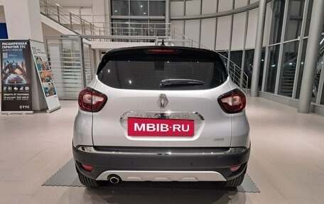 Renault Kaptur I рестайлинг, 2022 год, 1 893 000 рублей, 10 фотография