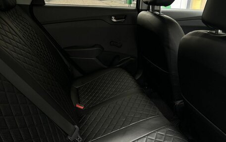 Hyundai Solaris II рестайлинг, 2017 год, 1 120 000 рублей, 19 фотография