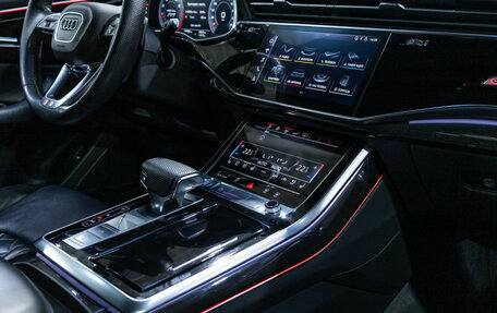 Audi Q8 I, 2018 год, 4 995 000 рублей, 31 фотография