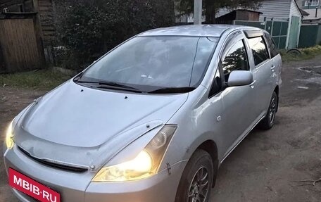 Toyota Wish II, 2005 год, 790 000 рублей, 1 фотография