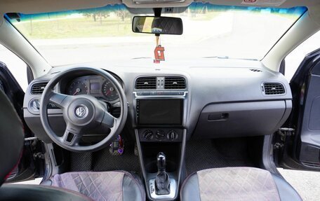 Volkswagen Polo VI (EU Market), 2011 год, 550 000 рублей, 12 фотография