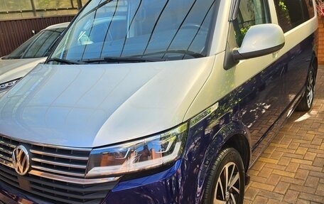 Volkswagen Caravelle T6 рестайлинг, 2020 год, 4 780 000 рублей, 5 фотография