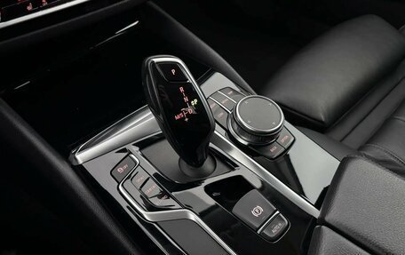 BMW 5 серия, 2019 год, 2 849 000 рублей, 16 фотография
