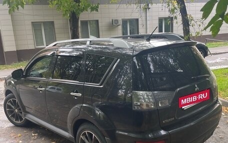 Mitsubishi Outlander III рестайлинг 3, 2010 год, 1 050 000 рублей, 4 фотография