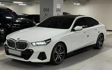 BMW 5 серия, 2024 год, 6 970 000 рублей, 1 фотография