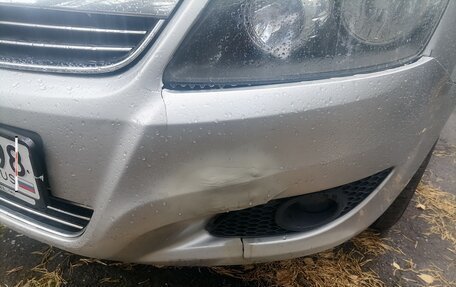 Opel Zafira B, 2013 год, 700 000 рублей, 11 фотография