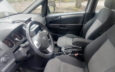 Opel Zafira B, 2013 год, 700 000 рублей, 7 фотография
