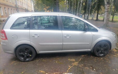 Opel Zafira B, 2013 год, 700 000 рублей, 15 фотография