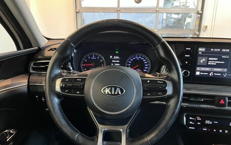 KIA K5, 2021 год, 2 321 000 рублей, 10 фотография