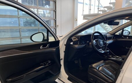 KIA K5, 2021 год, 2 321 000 рублей, 21 фотография