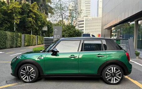 MINI Hatch, 2023 год, 2 340 275 рублей, 3 фотография