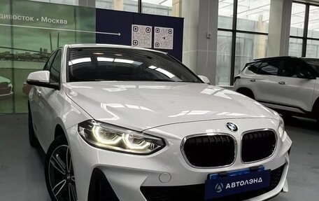 BMW 1 серия, 2023 год, 2 000 000 рублей, 2 фотография