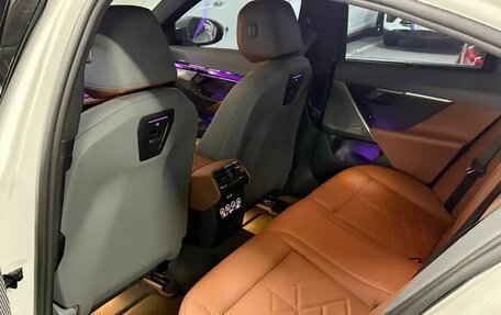 BMW 5 серия, 2024 год, 6 970 000 рублей, 19 фотография